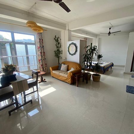 Aizawl Homestay Esterno foto